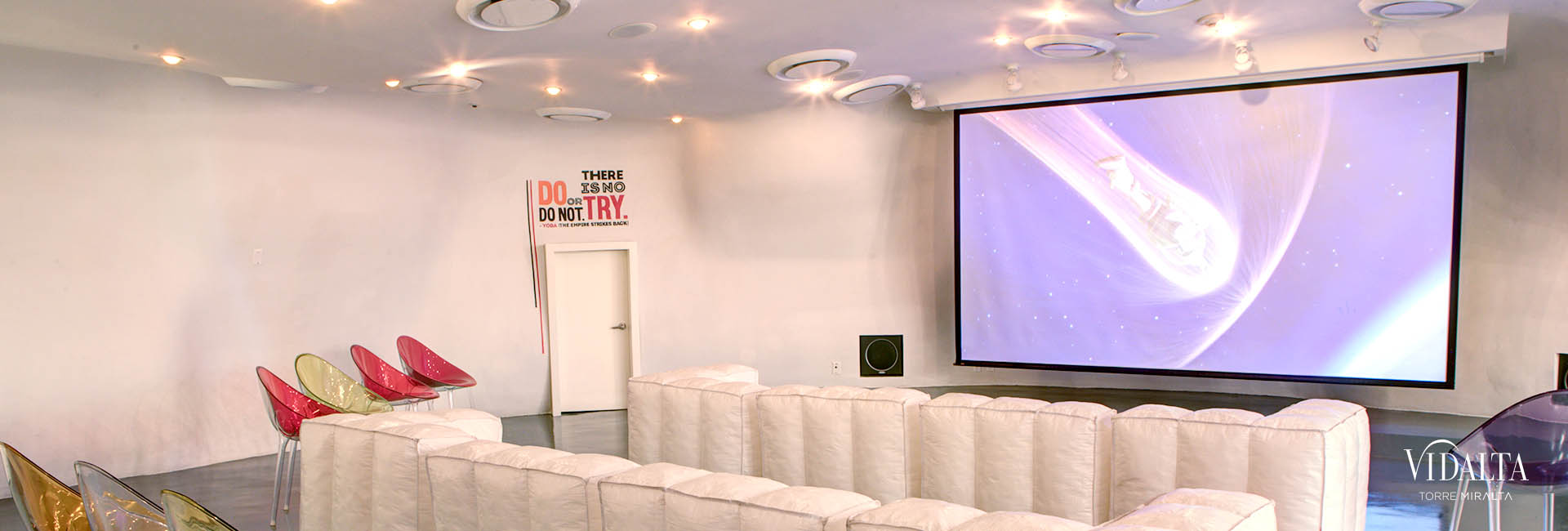 Salon de jovenes de Vidalta